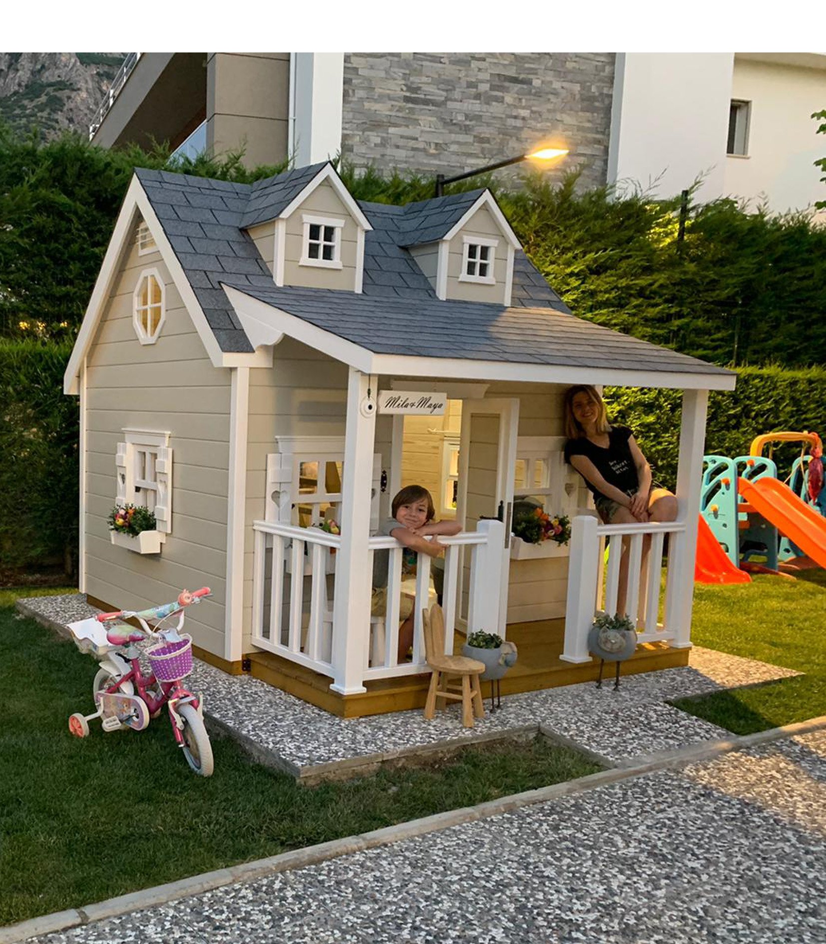 BACKYARD COTTAGE